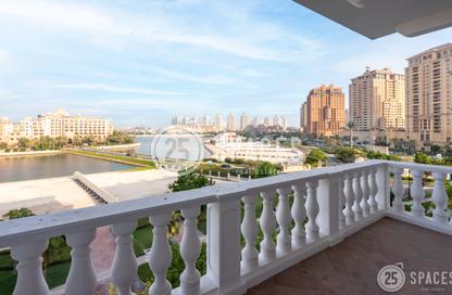 Apartment - 1 Bedroom - 2 Bathrooms for rent in Carnaval - Qanat Quartier - The Pearl Island - Doha