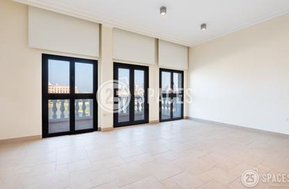 Apartment - 1 Bedroom - 2 Bathrooms for rent in Carnaval - Qanat Quartier - The Pearl Island - Doha Apartment - 1 Bedroom - 2 Bathrooms for rent in Carnaval - Qanat Quartier - The Pearl Island - Doha