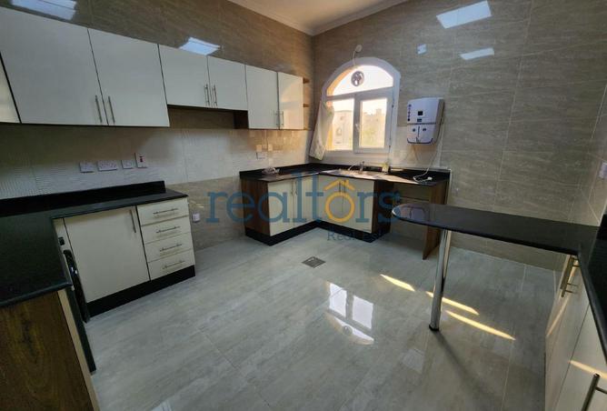 1006794 - Property Image 3