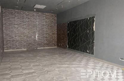 Shop - Studio - 1 Bathroom for rent in Bu Hamour Street - Abu Hamour - Doha