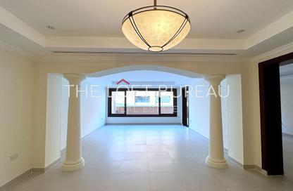 Townhouse - 2 - 3 for rent in West Porto Drive - Porto Arabia - The Pearl Island - Doha