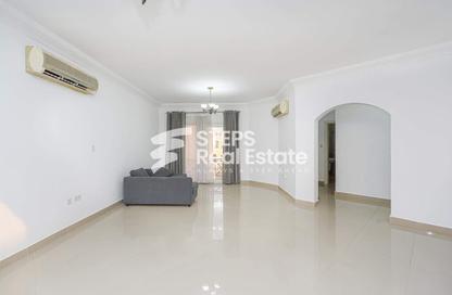 مجمع سكني - 2 غرف نوم - 2 حمامات للايجار في شارع  بو هامو - أبو هامور - الدوحة
