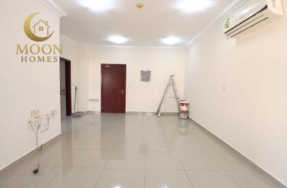 Apartment - 2 - 3 for rent in Al Mansoura - Al Mansoura - Doha