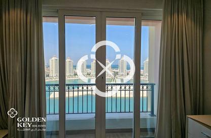 Apartment - 2 Bedrooms - 3 Bathrooms for sale in Viva East - Viva Bahriyah - The Pearl Island - Doha