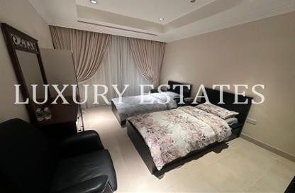 Apartment - 3 - 4 for sale in Tower 6 - Porto Arabia - The Pearl Island - Doha Apartment - 3 - 4 for sale in Tower 6 - Porto Arabia - The Pearl Island - Doha