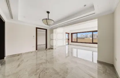 Townhouse - 1 Bedroom - 2 Bathrooms for rent in Porto Arabia Townhouses - Porto Arabia - The Pearl Island - Doha