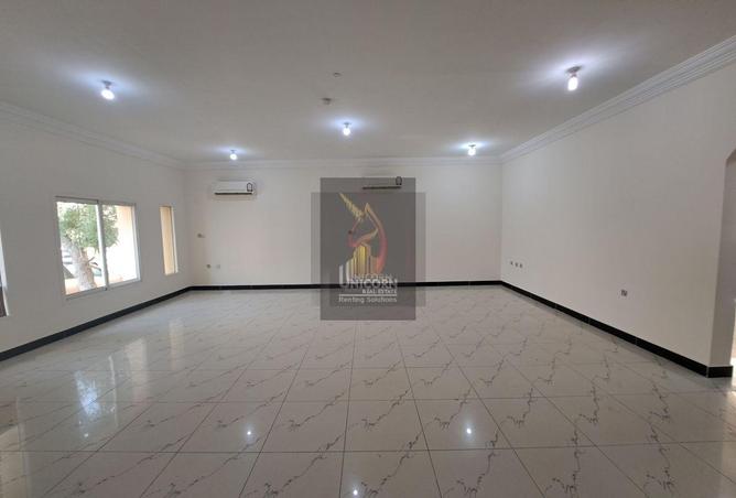 60500125 - Property Image 2