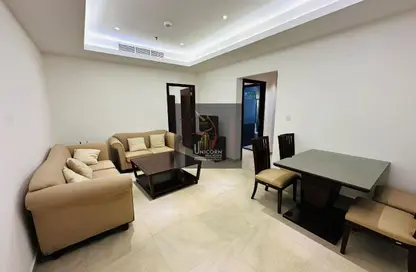 Apartment - 2 Bedrooms - 2 Bathrooms for rent in Umm Ghwailina Comm - Umm Ghuwalina - Umm Ghuwailina - Doha