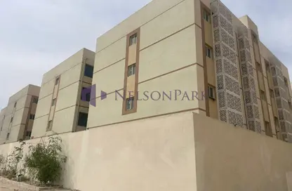 سكن عمال - استوديو - 8 حمامات للايجار في شارع الصناعية الشرقي - بركة العوامر - الوكرة