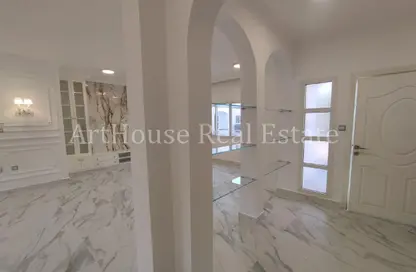 Villa - 3 Bedrooms - 3 Bathrooms for rent in New Salata - Salata - Doha