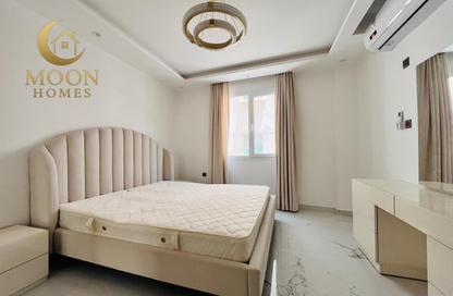 Apartment - 2 Bedrooms - 2 Bathrooms for rent in Umm Ghwailina Comm - Umm Ghuwalina - Umm Ghuwailina - Doha