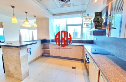 Apartment - 3 Bedrooms - 5 Bathrooms for rent in West Bay Tower - West Bay - West Bay - Doha