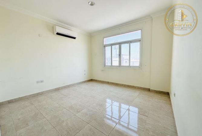 61900166 - صورة العقار 2