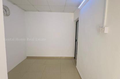 Apartment - 1 Bedroom - 1 Bathroom for rent in Al Najda Street - Madinat Khalifa North - Madinat Khalifa - Doha