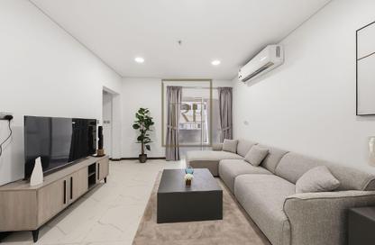 Apartment - 1 Bedroom - 2 Bathrooms for rent in Al Sadd Road - Al Sadd - Doha Apartment - 1 Bedroom - 2 Bathrooms for rent in Al Sadd Road - Al Sadd - Doha