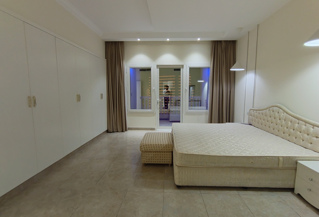 SPACIOUS 3+MAID WITH HUGE BALCONY thumbnail 2