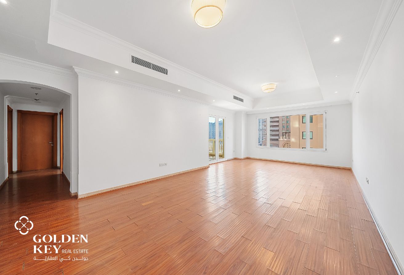 Large Layout | 2 BR w/ Balcony | Side Marina View