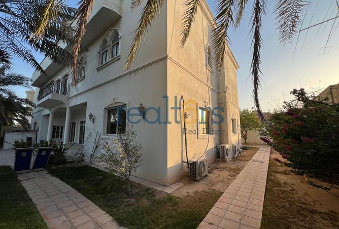 52865694 - Property Image 2