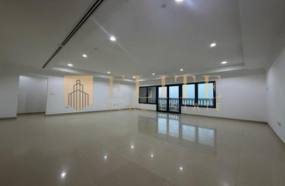Apartment - 4 Bedrooms - 4 Bathrooms for rent in Porto Arabia Townhouses - Porto Arabia - The Pearl Island - Doha