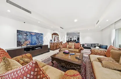 Apartment - 3 Bedrooms - 4 Bathrooms for sale in Porto Arabia - The Pearl Island - Doha