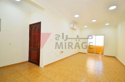 Apartment - 2 - 2 for rent in Fereej Kulaib - Doha