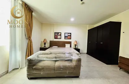 Apartment - Studio - 1 Bathroom for rent in Al Aqaria Tower - Old Salata - Salata - Doha