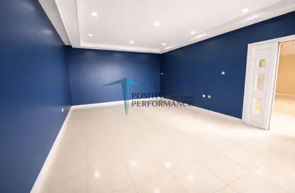 Villa - 4 Bedrooms - 3 Bathrooms for rent in Al Nasr - Doha