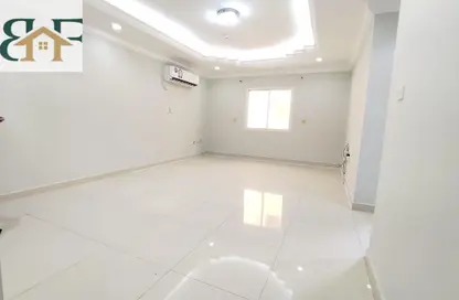 Apartment - 2 Bedrooms - 2 Bathrooms for rent in Al Sadd Road - Al Sadd - Doha