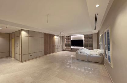 Apartment - 3 - 4 for sale in Marina Gate - Porto Arabia - The Pearl Island - Doha