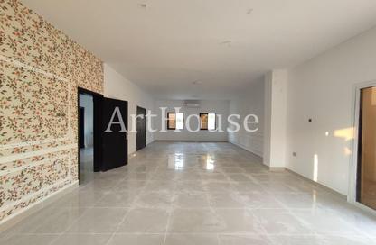 Villa - 5 Bedrooms - 4 Bathrooms for rent in Old Airport Road - Old Airport Road - Doha
