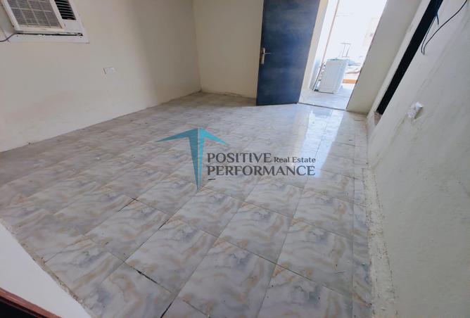 1004468 - Property Image 2