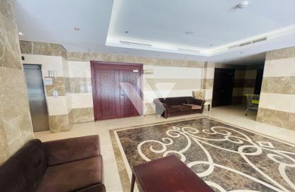 Apartment - 2 Bedrooms - 1 Bathroom for rent in Al Sadd Road - Al Sadd - Doha
