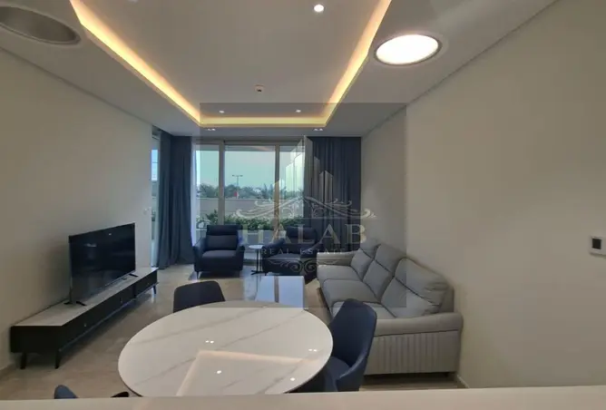987068 - Property Image 2