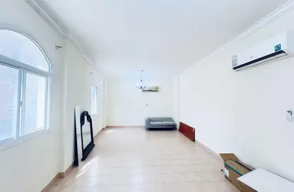 Apartment - 2 Bedrooms - 3 Bathrooms for rent in Old Airport Road - Old Airport Road - Doha