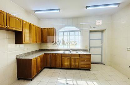 Villa - 5 Bedrooms - 2 Bathrooms for rent in Ain Khaled Villas - Ain Khaled - Doha