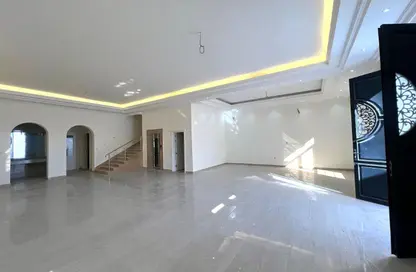 فيلا - 7 غرف نوم - 8 حمامات للبيع في أم قرن - الضعاين