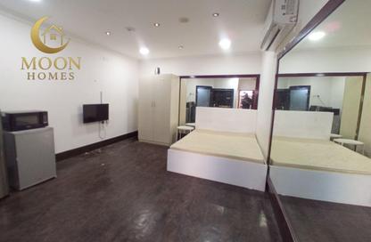Apartment - Studio - 1 Bathroom for rent in Umm Ghuwailina 4 - Umm Ghuwailina - Doha Apartment - Studio - 1 Bathroom for rent in Umm Ghuwailina 4 - Umm Ghuwailina - Doha