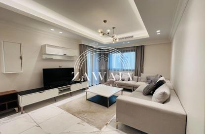 Apartment - 2 Bedrooms - 2 Bathrooms for rent in Giardino Apartments - The Pearl Island - Doha
