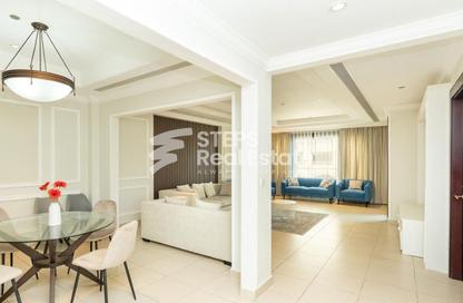 Apartment - 1 Bedroom - 2 Bathrooms for sale in West Porto Drive - Porto Arabia - The Pearl Island - Doha