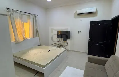 Apartment - Studio - 1 Bathroom for rent in Al Maamoura - Doha