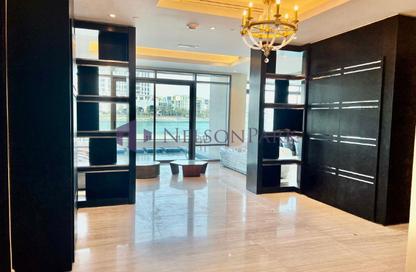 Villa - 5 Bedrooms - 6 Bathrooms for rent in Abraj Bay - Abraj Quartiers - The Pearl Island - Doha