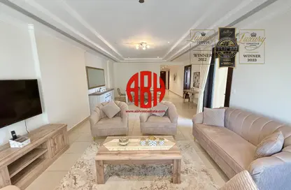 Apartment - 1 Bedroom - 2 Bathrooms for rent in East Porto Drive - Porto Arabia - The Pearl Island - Doha