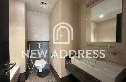 Apartment - 1 Bedroom - 2 Bathrooms for rent in Lusail Marina Heights - Marina District - Lusail