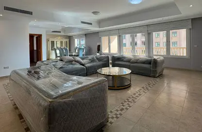 Apartment - 3 Bedrooms - 4 Bathrooms for sale in East Porto Drive - Porto Arabia - The Pearl Island - Doha