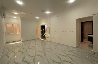 Apartment - 2 Bedrooms - 2 Bathrooms for rent in Al Najda Street - Madinat Khalifa North - Madinat Khalifa - Doha