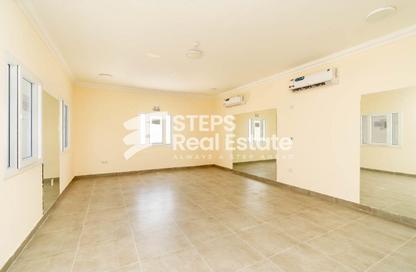 Villa - 6 Bedrooms - 4 Bathrooms for sale in Al Sakhama - Doha