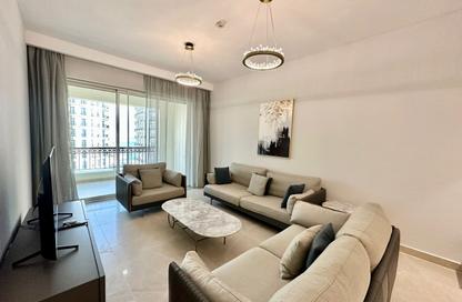 Apartment - 1 - 2 for rent in Viva West - Viva Bahriyah - The Pearl Island - Doha Apartment - 1 - 2 for rent in Viva West - Viva Bahriyah - The Pearl Island - Doha