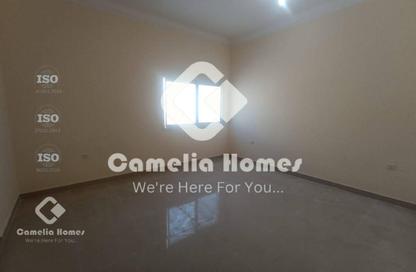 Compound - 6 - 4 for rent in Umm Al Seneem Street - Ain Khaled - Doha