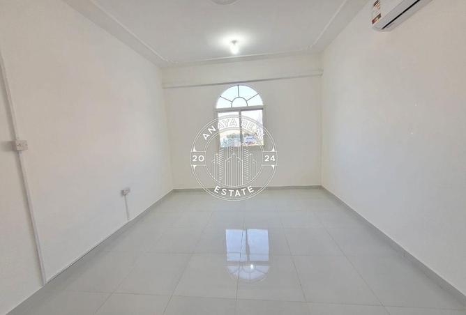 58201146 - Property Main Image