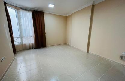 Apartment - 2 Bedrooms - 2 Bathrooms for rent in Anas Street - Fereej Bin Mahmoud North - Fereej Bin Mahmoud - Doha